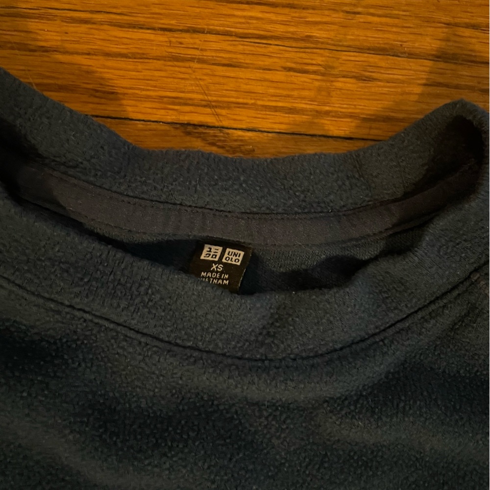 Uniqlo Blue HEATTECH Fleece Long Sleeve Pullover Thermal Top - Picture 6 of 7